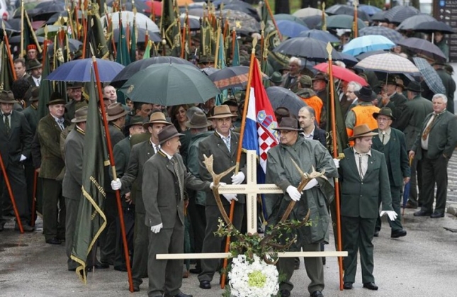 Gospi Sinjskoj hodočastilo 700 lovaca