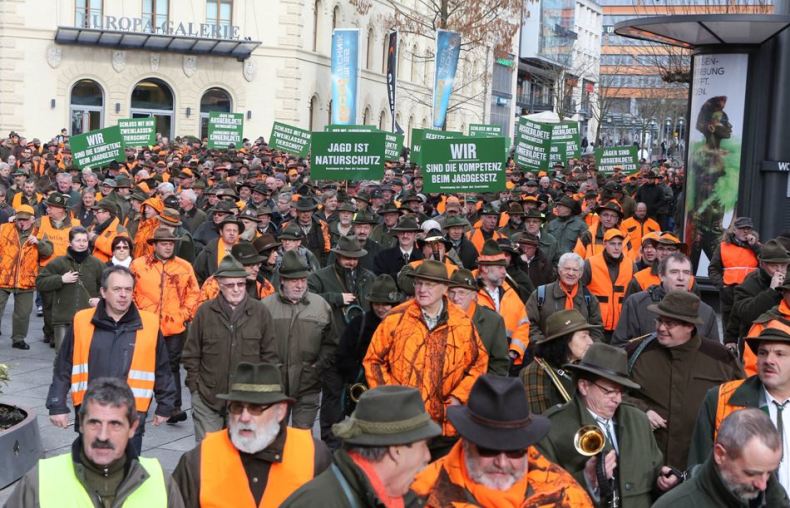demonstracije saar lovci 1