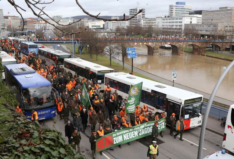 demonstracije saar lovci 2