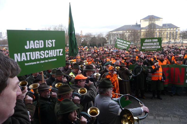 demonstracije saar lovci 3